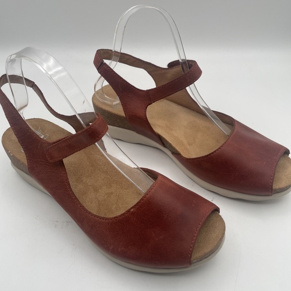 Dansko Womens Size 39 US 8.5 Colette Red Leather Mary Jane Slip-On Sandals - Picture 1 of 10